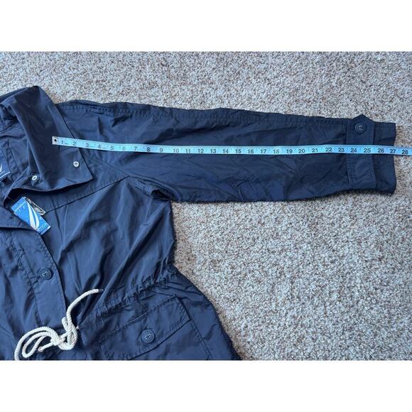 NWT - NAUTICA Lightweight full zip Windbreaker/Raincoat/Jacket, XL, Navy Blue - Picture 6 of 12